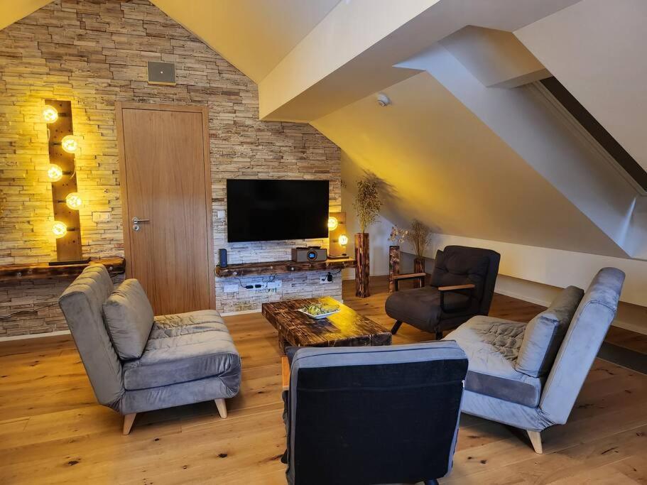 Krasny Apartman Refrino Janské Lázně Esterno foto