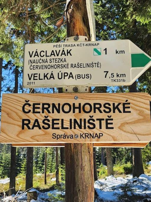 Krasny Apartman Refrino Janské Lázně Esterno foto